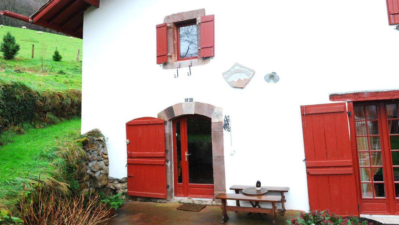 Chambres D'Hotes Idiartekoborda Saint-Etienne-de-Baigorry Zewnętrze zdjęcie